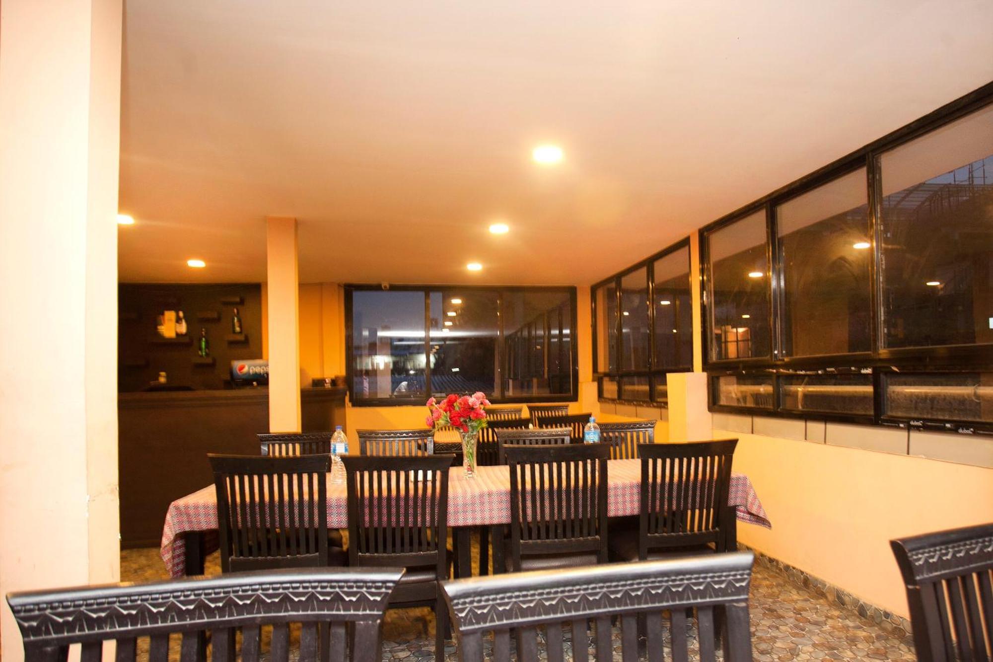 Kathmandu City Hotel Bagian luar foto