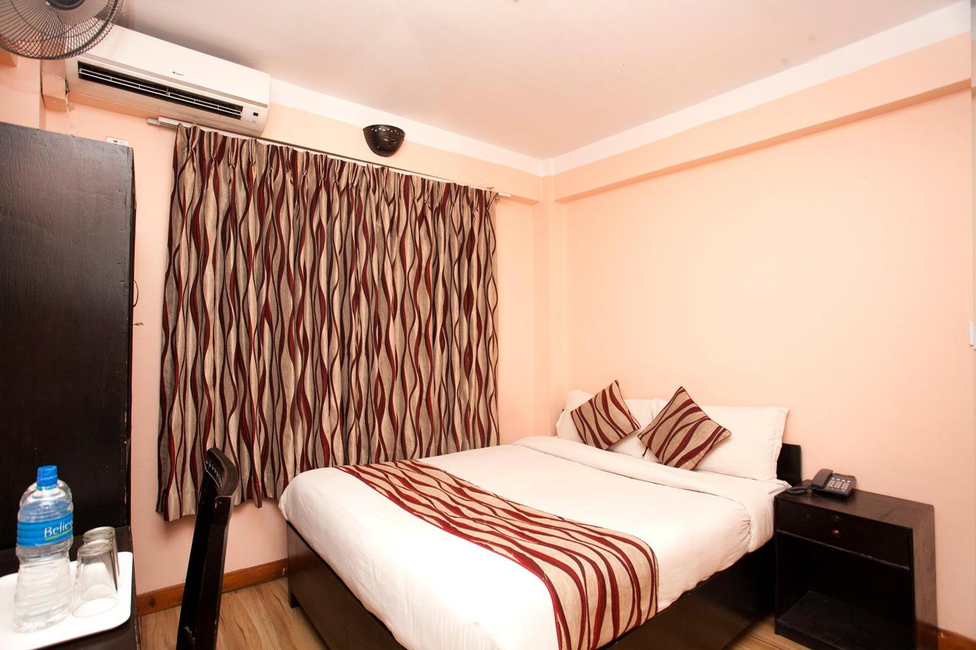 Kathmandu City Hotel Bagian luar foto