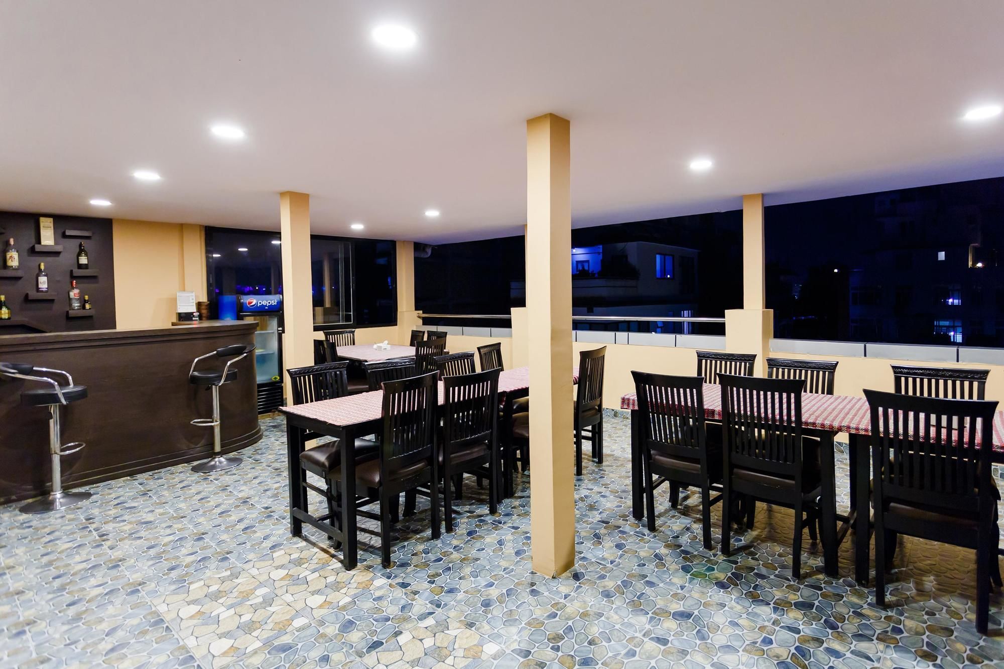 Kathmandu City Hotel Bagian luar foto