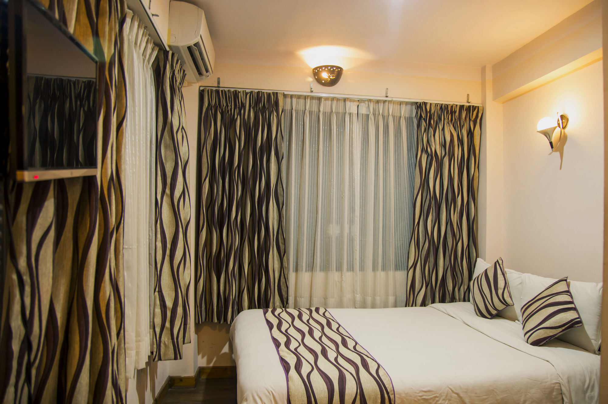 Kathmandu City Hotel Bagian luar foto